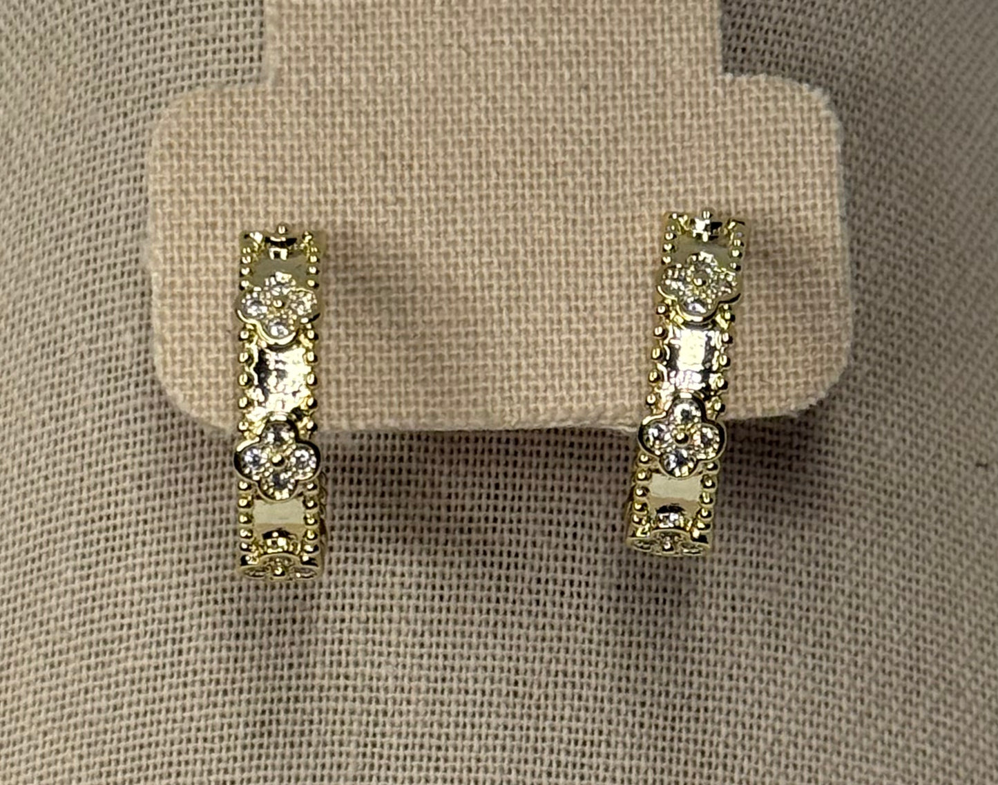 Gold clover hoops
