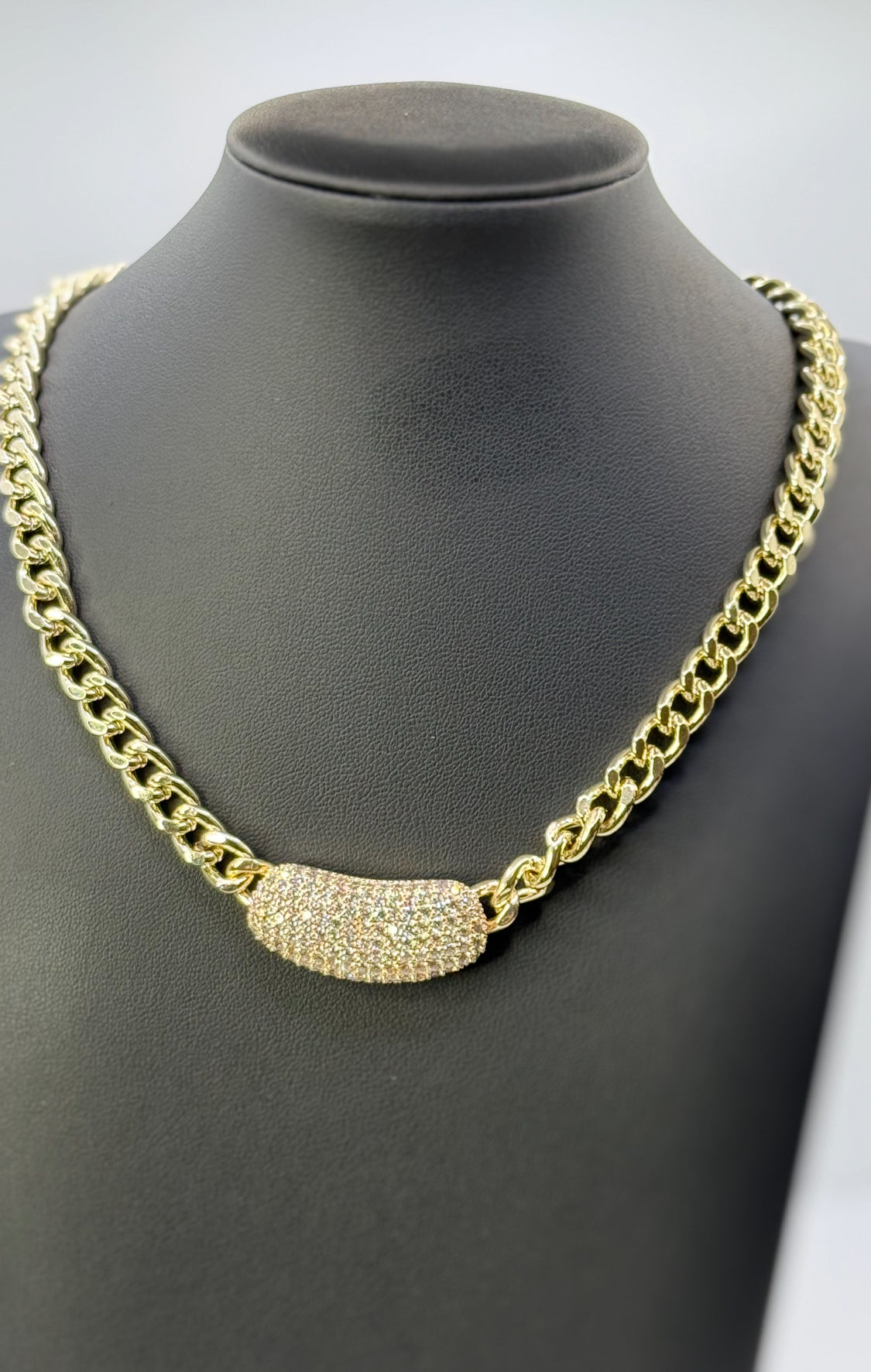 Gold bling necklace and bracelet