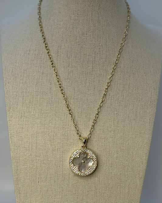 Mother of Pearl circle clover